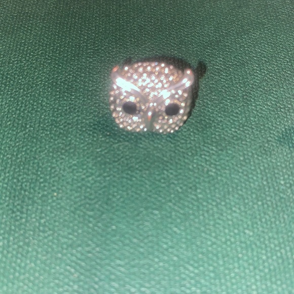 Silver tone owl earrings - Picture 2 of 6